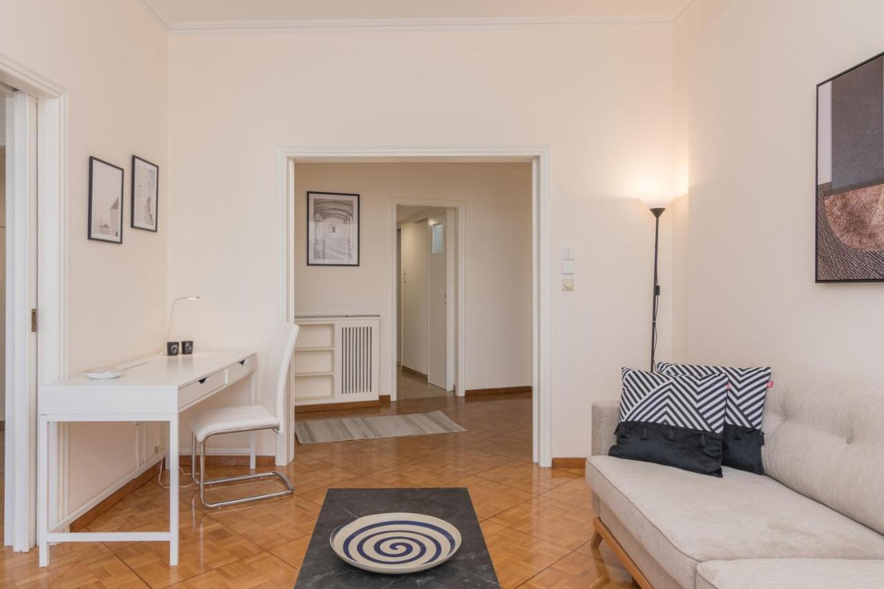 Phaedrus Living: City Center Flat Michalakopoulou Athén Kültér fotó